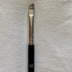 NWOT Anastasia Beverly Hills Angled Eyebrow Brush